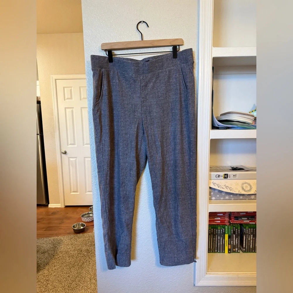 TORRID Pull-On Relaxed High-Rise Pant - Picture 3 of 7